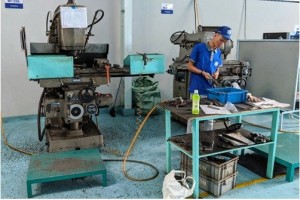 TUYỂN NHÂN VIÊN VẬN HÀNH MÁY PHAY CƠ